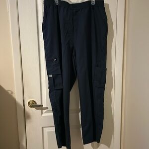 Men’s 3X comfort pants Blue with side pockets / a side zipper pocket.